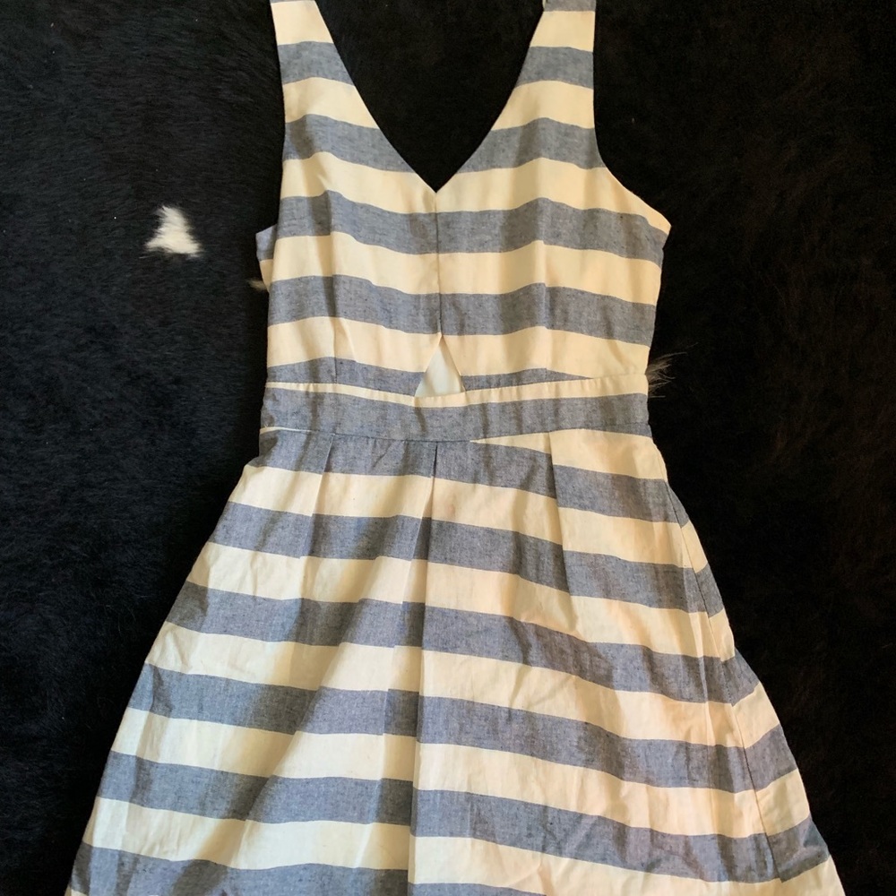 Boutique striped A line dress with keyhole size S